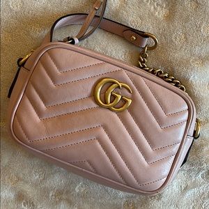 Pink Gucci GG Marmont small matelassé shoulder bag